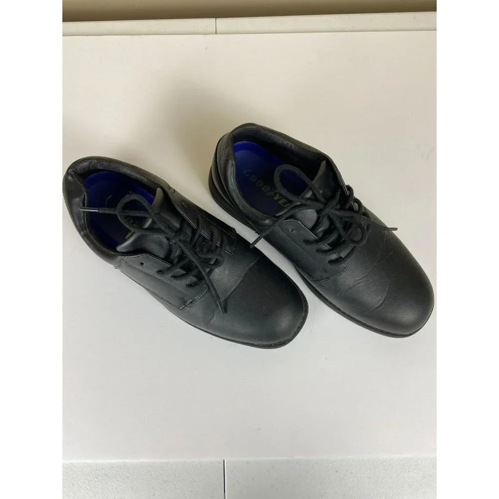 ✨2/$20✨  Carlton‎ Black Good Year Shoes Size 9W
